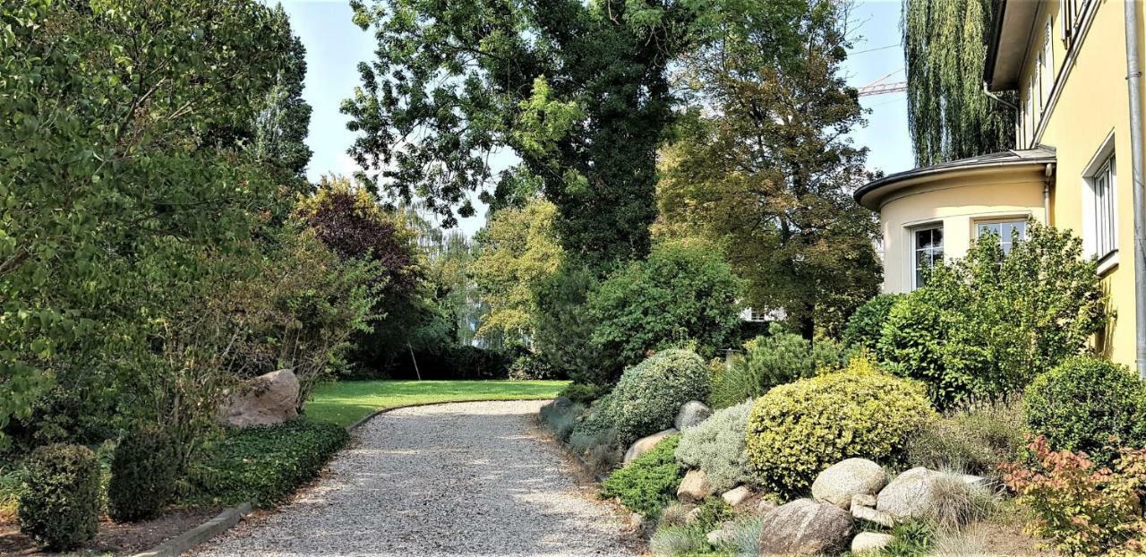 Villa Romahn Schkeuditz Luaran gambar